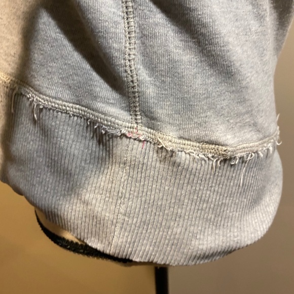 American Eagle Gray V-Neck Pullover Sweatshirt - Picture 7 of 10